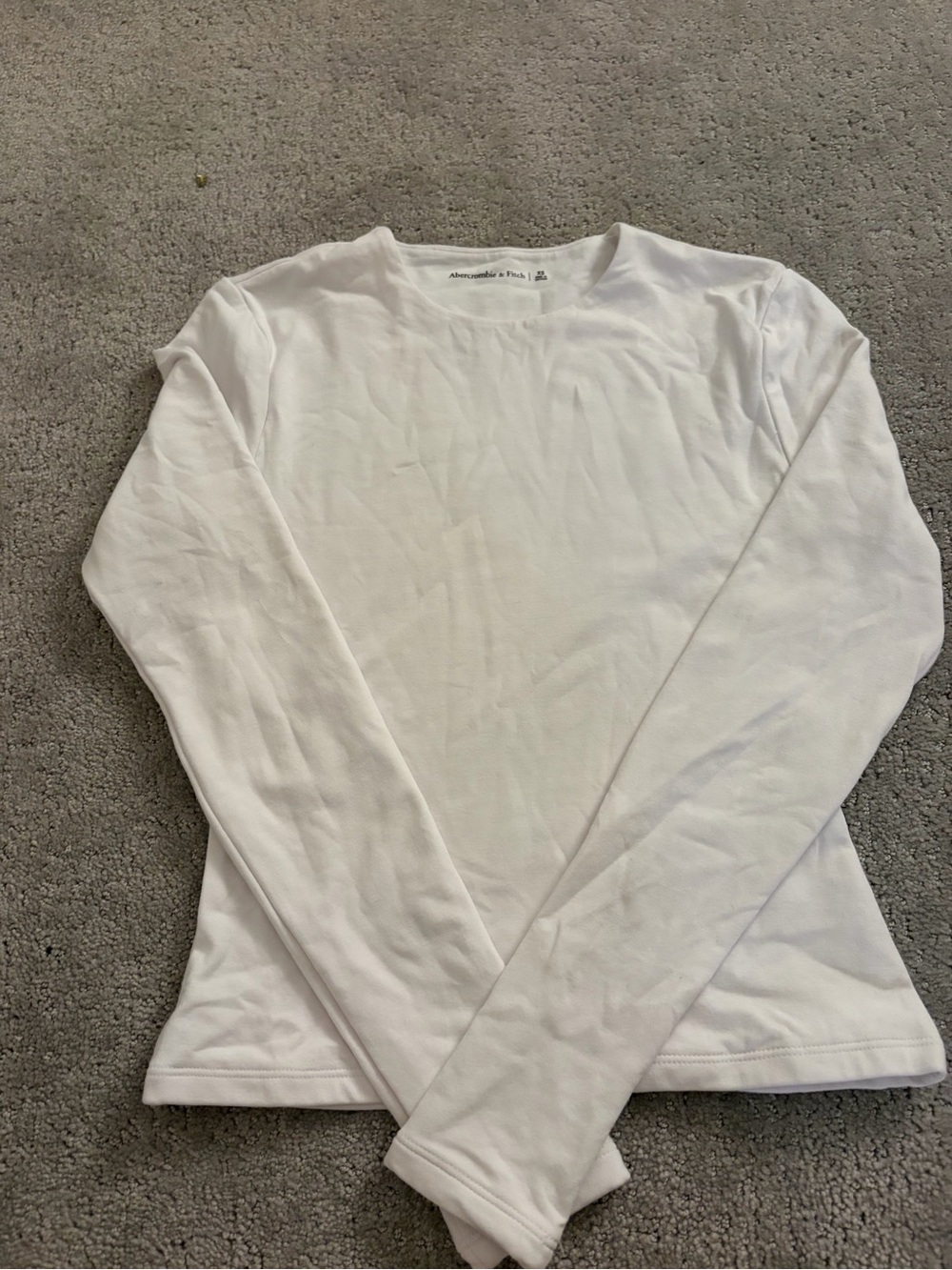 Abercrombie & Fitch White Long-Sleeve Crewneck Shirt